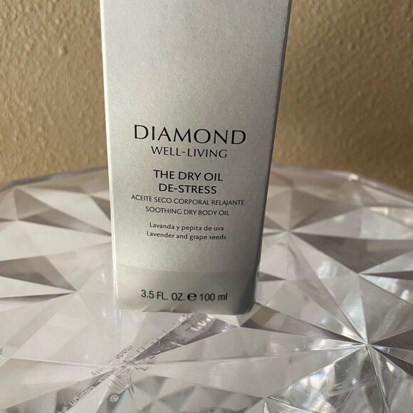 Natura Bisse Diamond Well Living The Dry Oil of De-Stress 3.5 Ounce - Picture 3 of 8